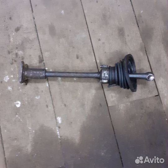 Полуось и генератор луаз