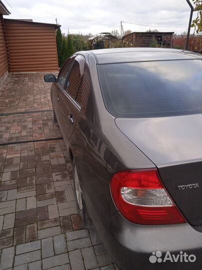 Toyota Camry 2.4 AT, 2004, 299 260 км
