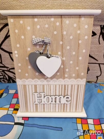 Продам ключницу