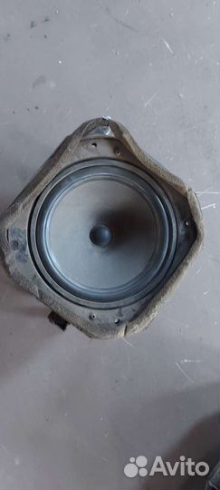 Динамик на Mercedes W140