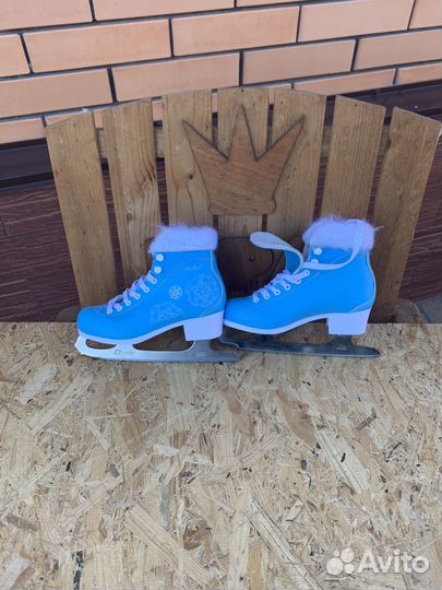 Коньки фигурные