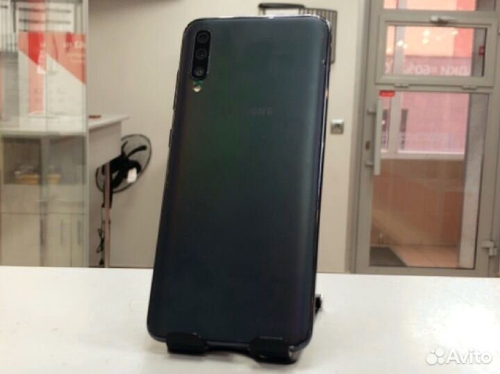 Samsung Galaxy A70, 6/128 ГБ