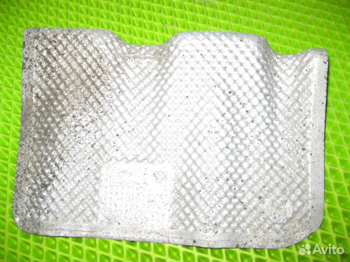 Теплозащитный экран Ford CV61-96741-AB