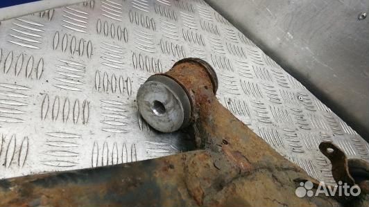 Рычаг передний нижний правый lexus GS 3 (KEA14LM01