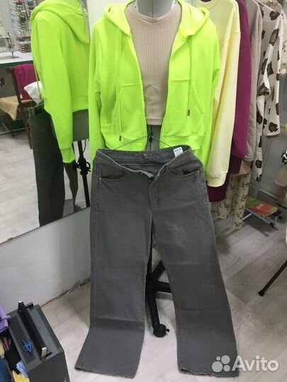 Мозаика из трех вещей на 42-44 пакетом: женские