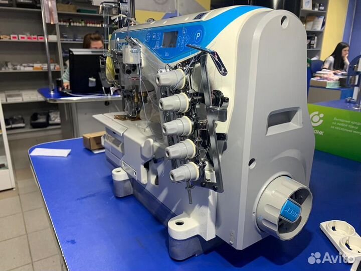 Плоскошовная машина автомат Jack W4-UT-01GB