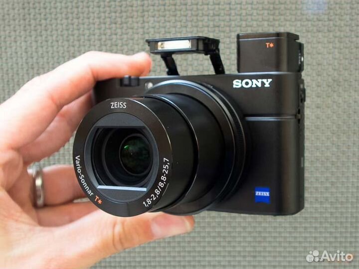 Sony Cyber-shot DSC-RX100M3