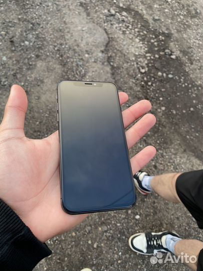 iPhone X, 64 ГБ