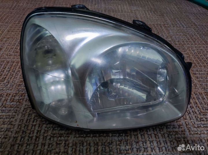 Фара передняя hyundai Santa Fe classic
