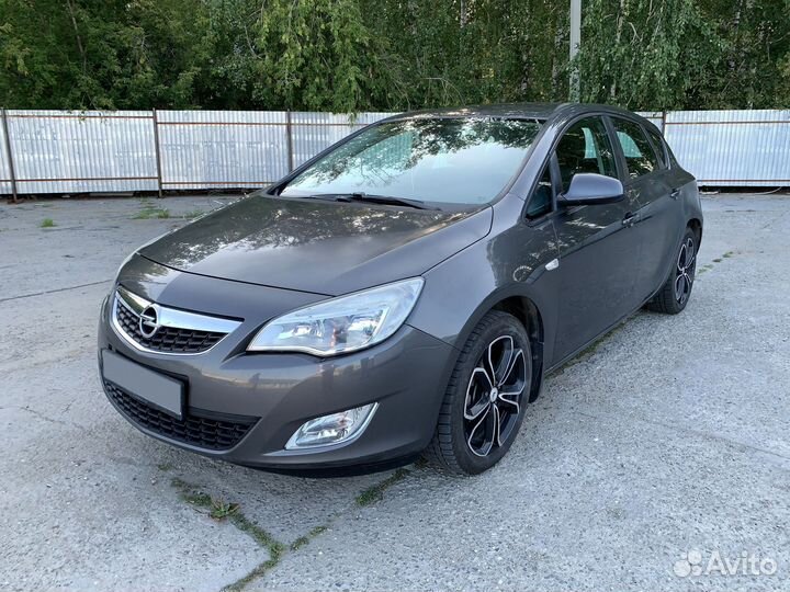 Opel Astra 1.6 AT, 2010, 95 800 км