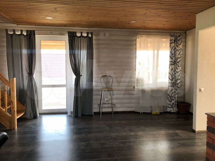 Дом 180 м² на участке 15 сот.