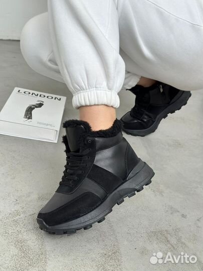 Кроссовки зимние женские