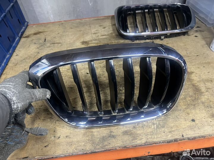 Решетка радиатора правая BMW X3 G01 X4 G02