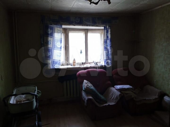 Комната 20 м² в 2-к., 1/3 эт.