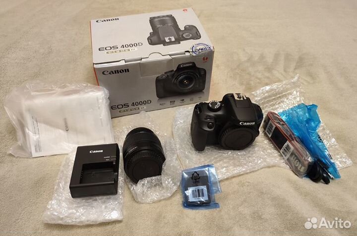 Canon EOS 4000D Kit EF-S 18-55 III (новый)