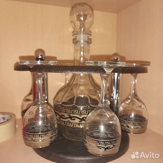 Набор, штоф с рюмками