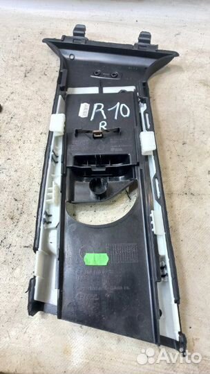 Обшивка салона правая Mercedes-Benz C-Class W204 W