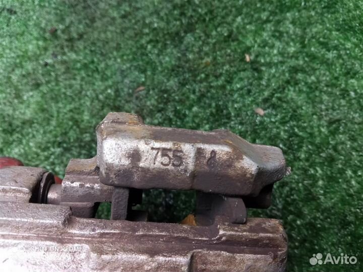 Суппорт задний левый BMW 3 E90/E91 (2005-2012)