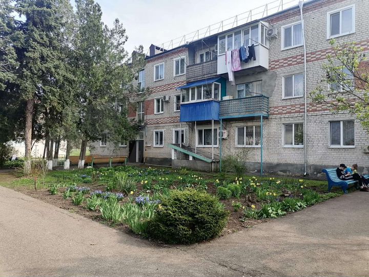 3-к. квартира, 60 м², 2/3 эт.