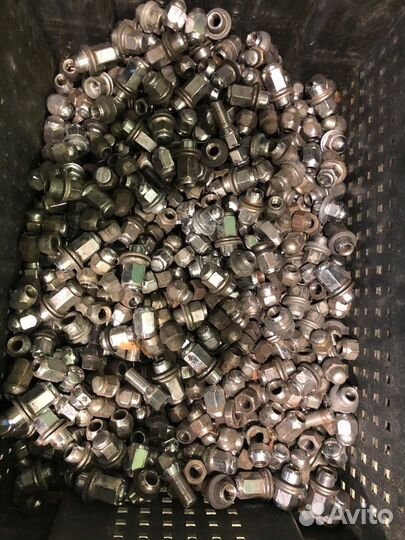 Гайки колесные для японских АВТОМОБИЛЕЙ от 16шт