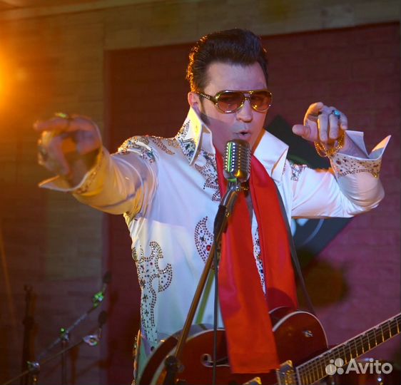 Артист на праздник. Певец-двойник Элвиса Пресли