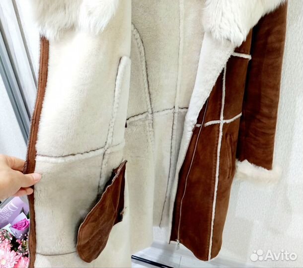 Дубленка натуральная женская с капюшоном 42
