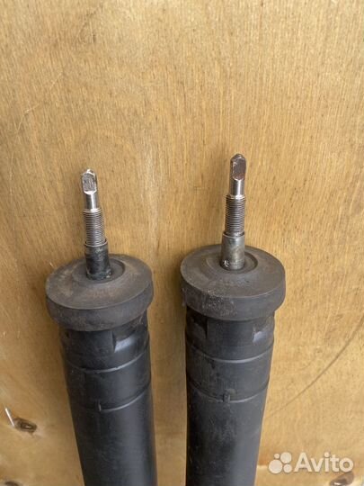 Амортизаторы задние w211/c219