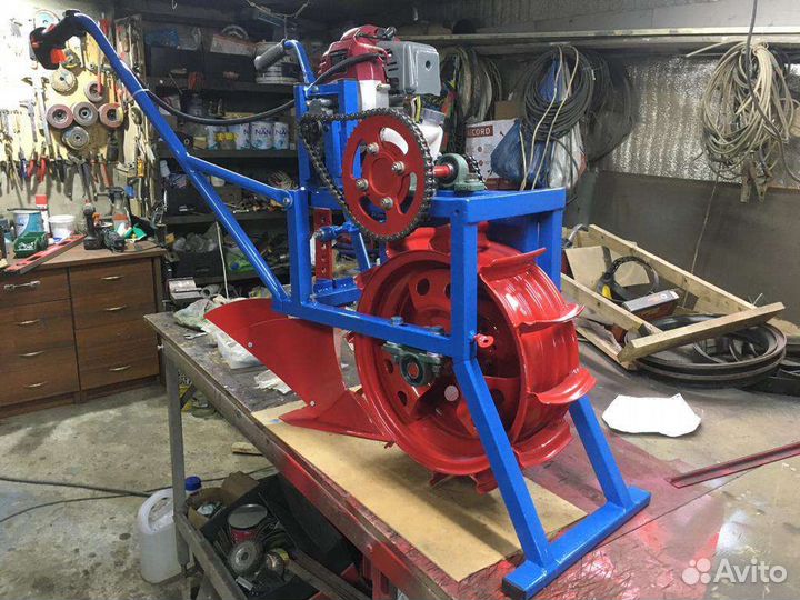 Мотоокучник окучник