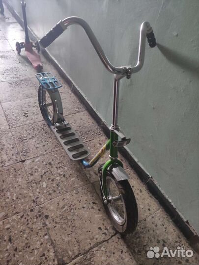 Самокат детский с большими колесами