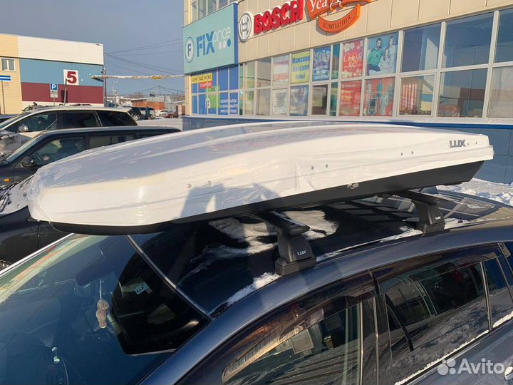 Автобокс LUX для Subaru Levorg