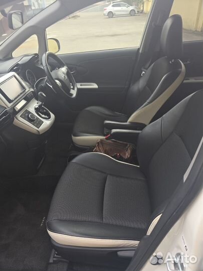 Toyota Wish 1.8 CVT, 2012, 144 000 км