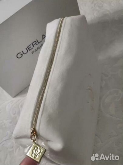 Косметичка guerlainбелая