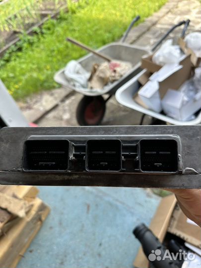 Продам блок управления двигателем форд мустанг