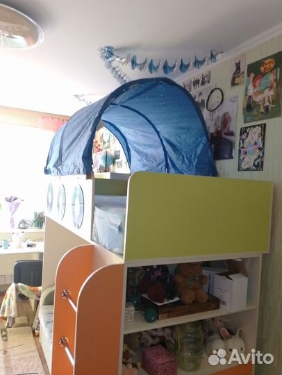 Детская кровать чердак бу с шкафом