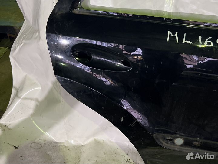 Задняя правая дверь Мерседес мл 164