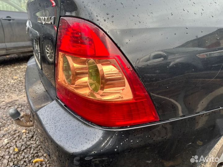Фонарь задний правый Toyota Corolla E120 3zzfe