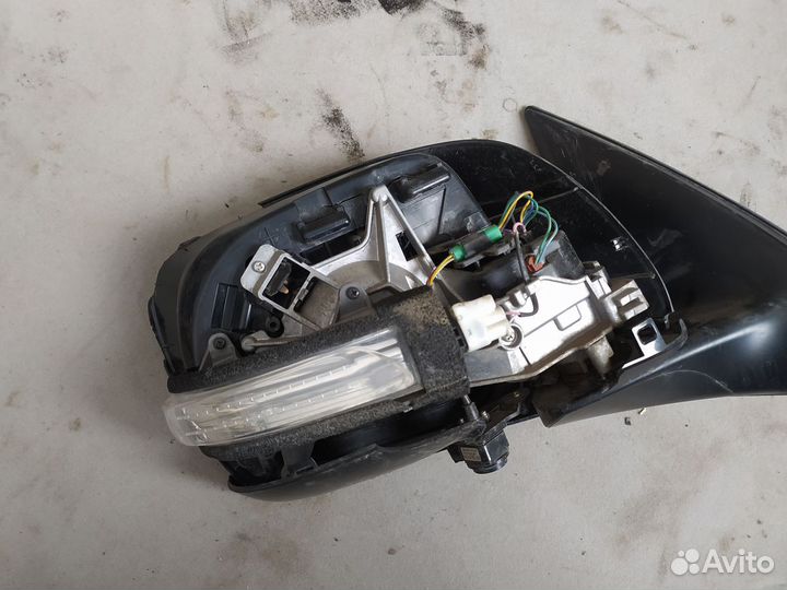 Зеркало правое электрическое Toyota Land Cruiser P