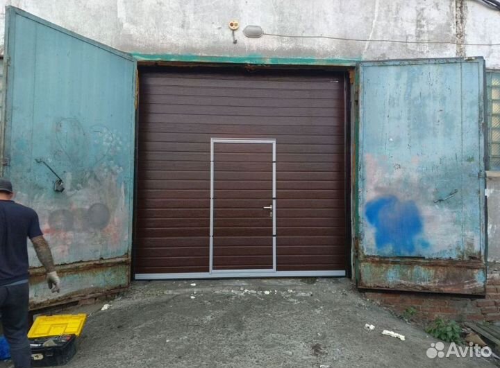 Гаражные ролетные ворота с доставкой