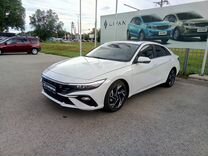 Hyundai Elantra 1.5 CVT, 2023, 3 500 км, с пр�обегом, цена 2 250 000 руб.