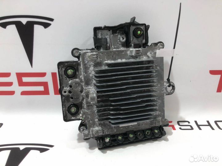 Блок электронных предохранителей Tesla Model X