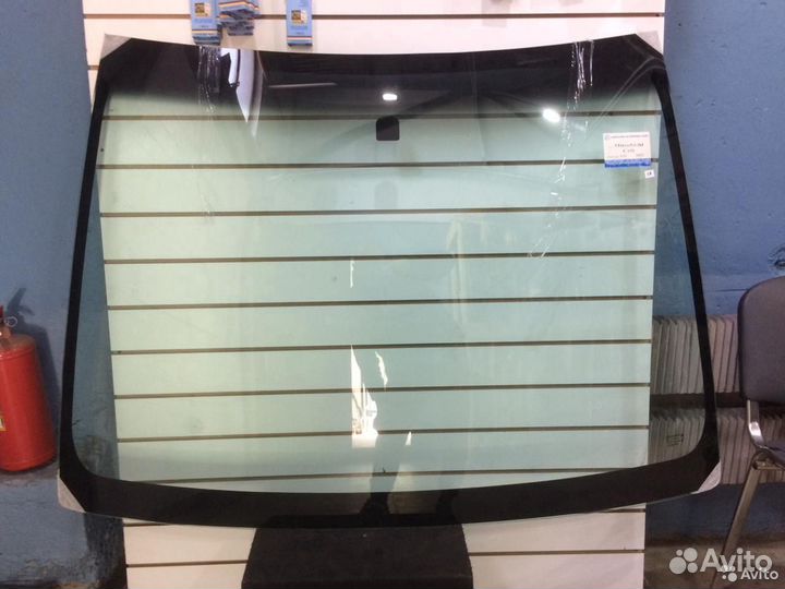 Лобовое стекло на Шевроле Кобальт