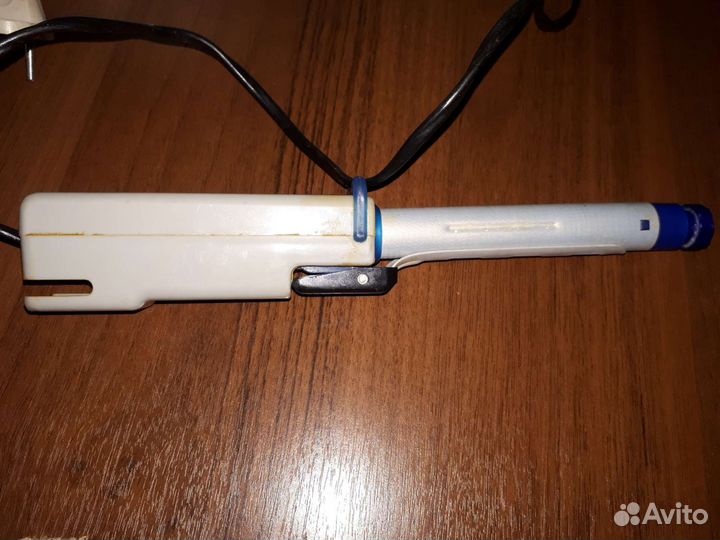 Плойка для кудряшек