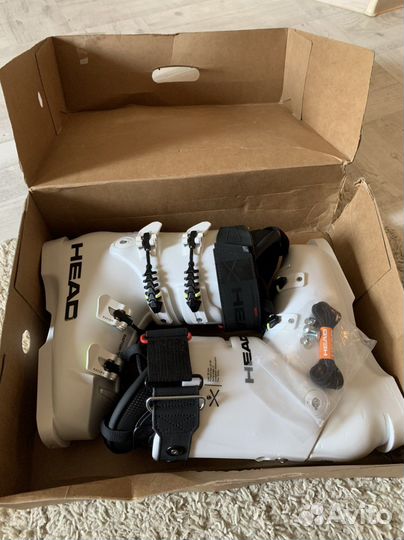 Горнолыжные ботинки новые Head Raptor WCR 5 SC