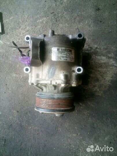 Компрессор кондиционера Крайслер Себринг 2.7