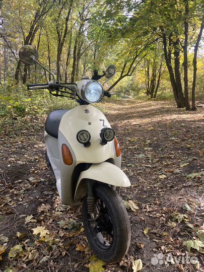 Скутер suzuki lets 4