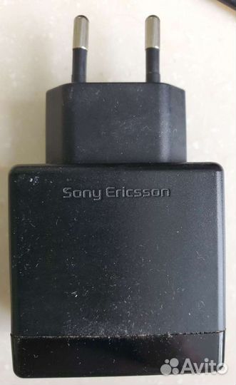 Сетевое зарядное устройство зарядник sony ericsson