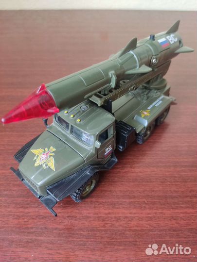 Машинка металлическая урал вс РФ Технопарк