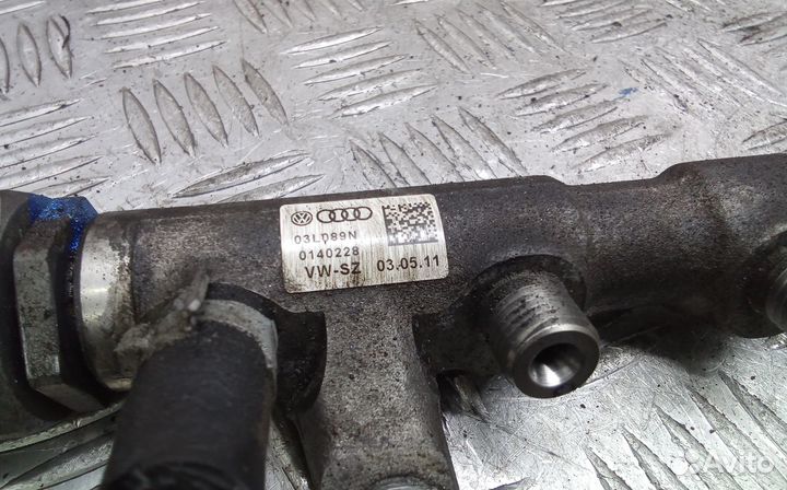 Топливная рампа дизельная volkswagen passat B7 2011