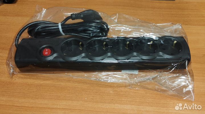 Сетевой фильтр 3м 5 розеток пилот