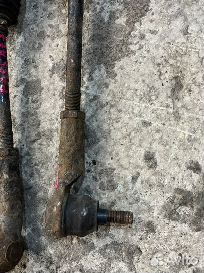 Рулевая тяга с наконечником левая Volkswagen